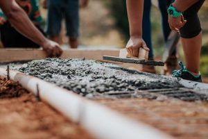 Je tuin aanpakken? Vergeet niet om gebruik te maken van beton